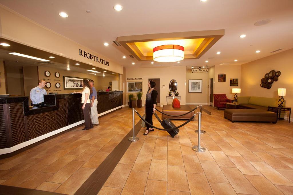 Clarion Inn & Suites At International Drive Орландо Экстерьер фото